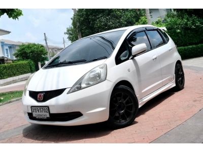 2010 HONDA JAZZ 1.5V